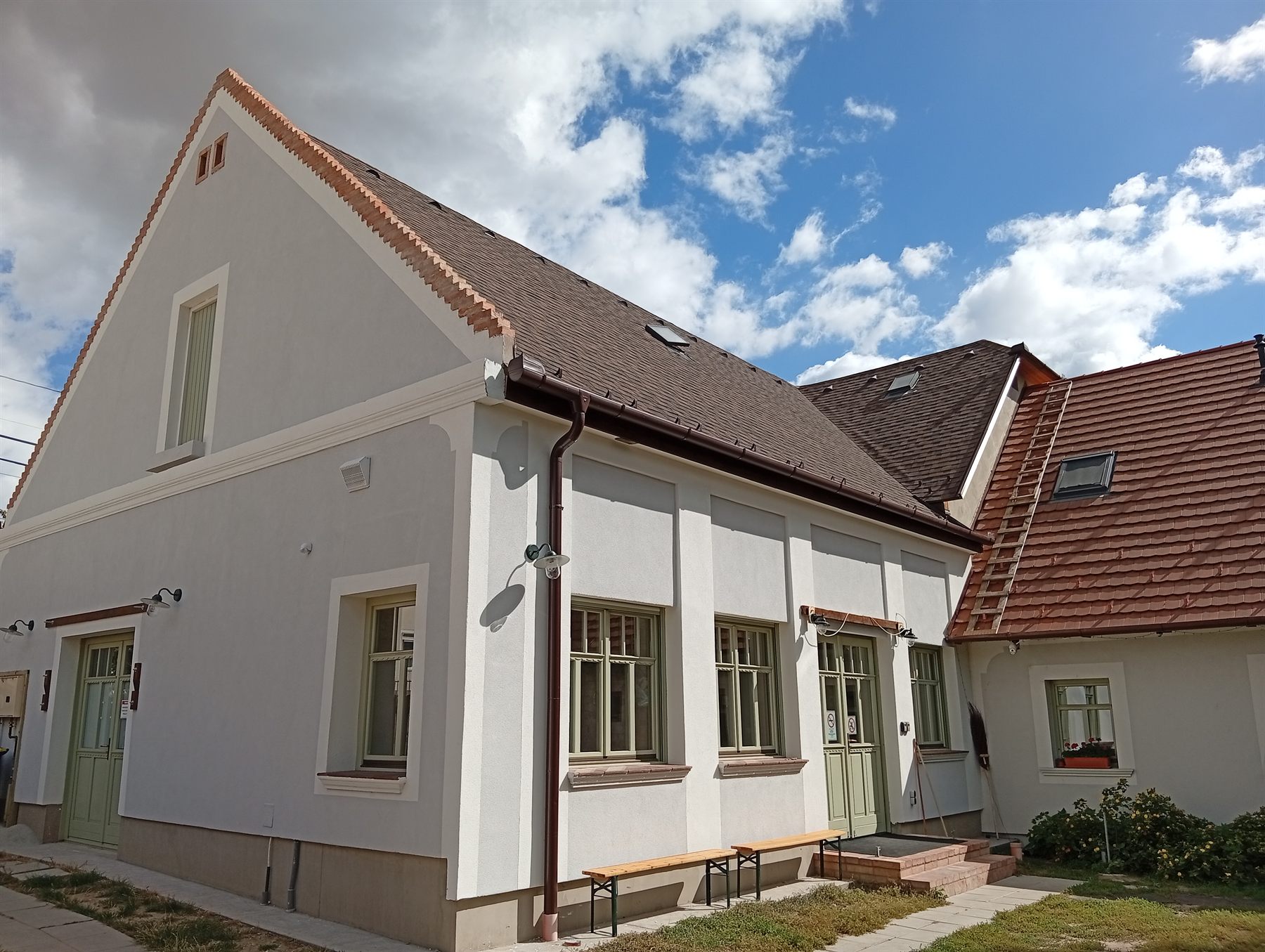 A Szegletház épülete az udvar felől