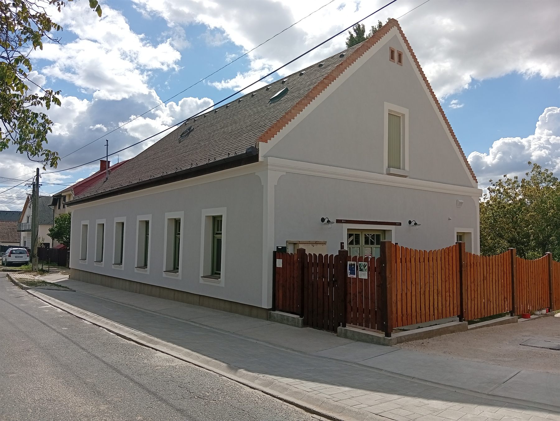 A Szegletház utcai homlokzata
